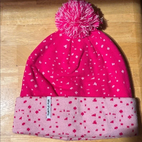 Turtle Fur Beanie NWT Bright Color youth - Picture 1 of 2